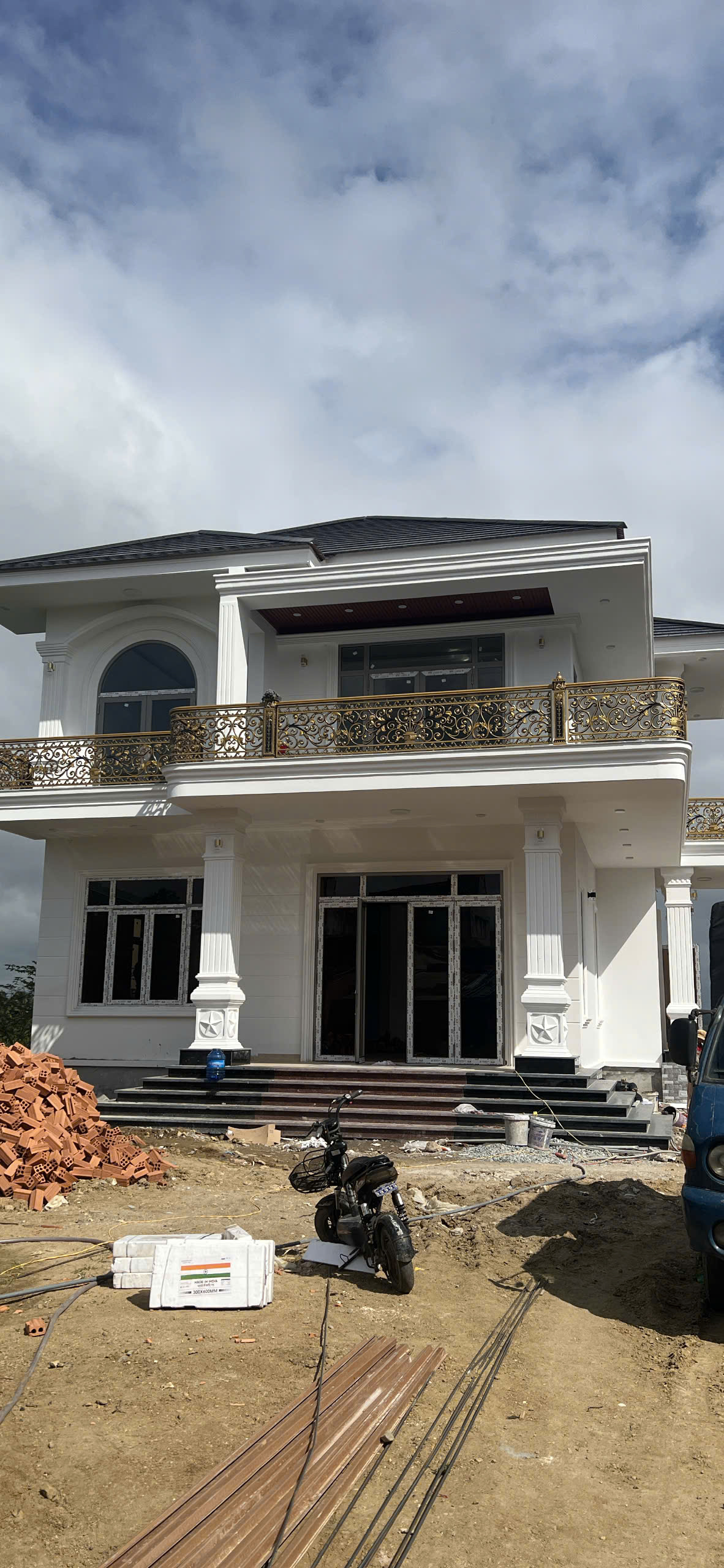 Thi công cửa nhôm Xingfa hàn góc tại Buôn Ma Thuột